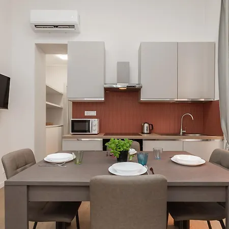 Margherita House Free Wifi, Ac * ジェノヴァ